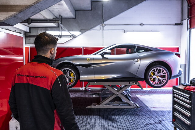 ferrari approved usato 07
