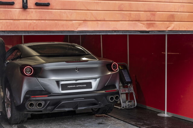 ferrari approved usato 09