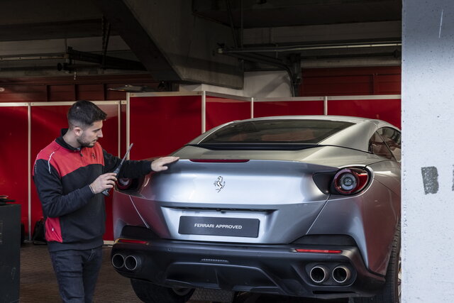 ferrari approved usato 10