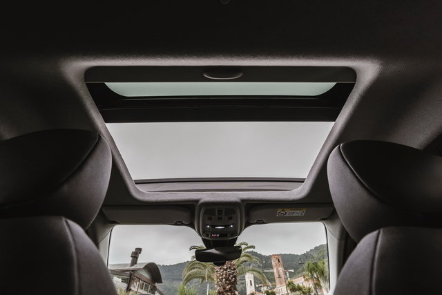 jeep avenger e hybrid 2023 11 6