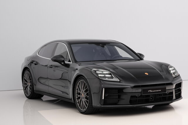 porsche panamera 2024 2