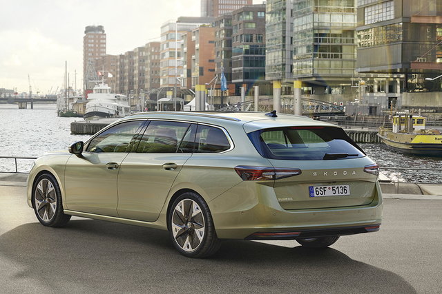 skoda superb pres 1
