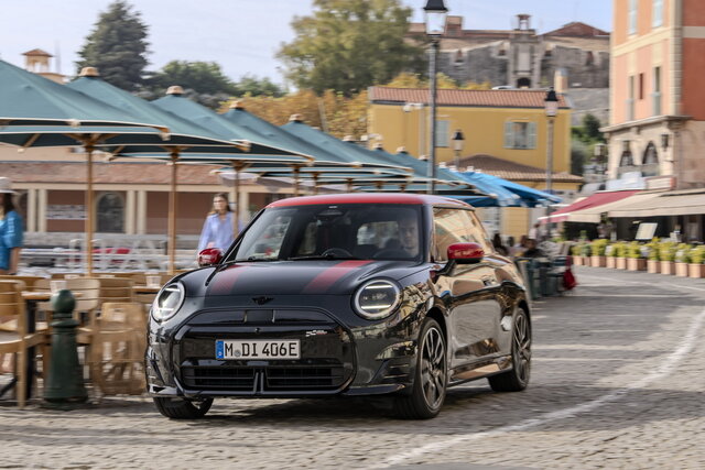 mini cooper se jcw 09