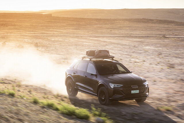 audi q8 etron dakar 03