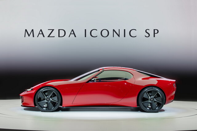 mazda iconic sp concept 04