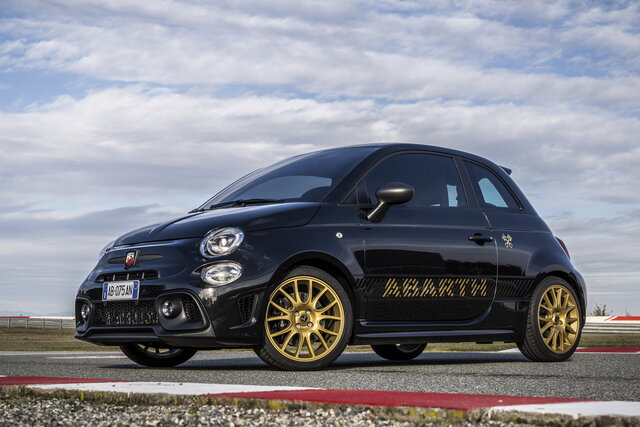 abarth 695 75 anniversario 05