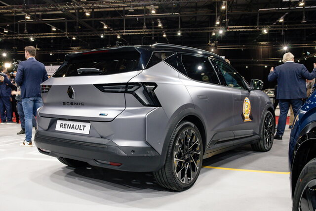 scenic car of the year 2024 1 0