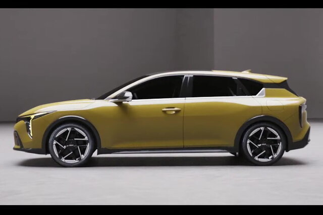 kia k4 2024 5 porte 1