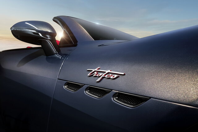 maserati grancabrio 2024 06