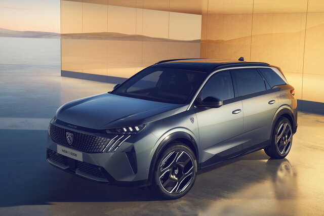 peugeot 5008 2024 03