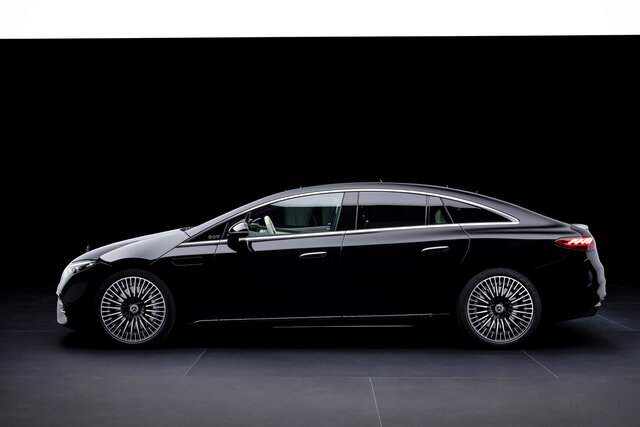 mercedes eqs 2024 restyling 02