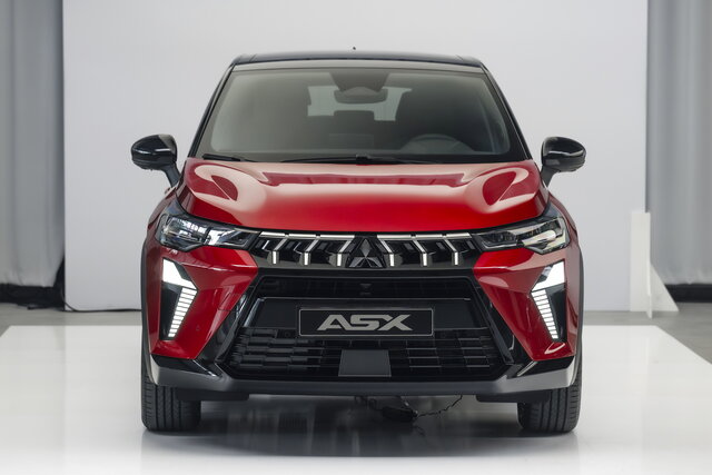 mitsubishi asx restyling 2024 09