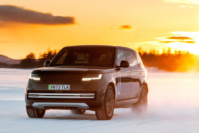range rover elettrica teaser 2