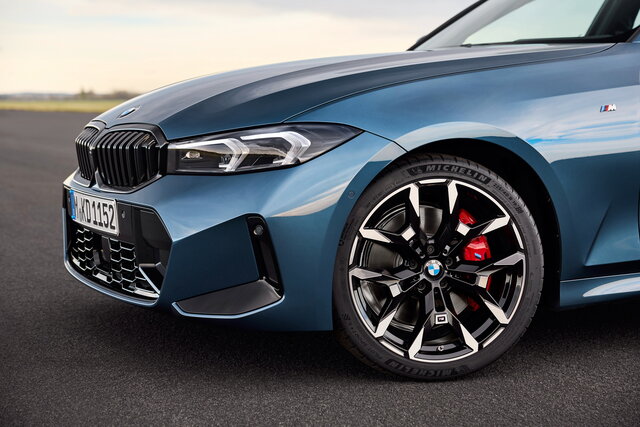 bmw serie 3 model year 2024 08