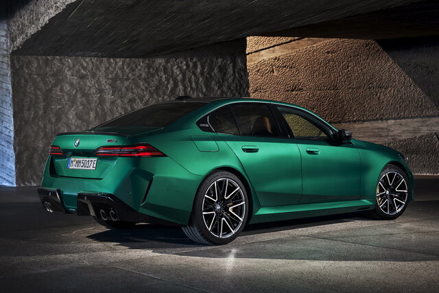bmw m5 2024 06 12
