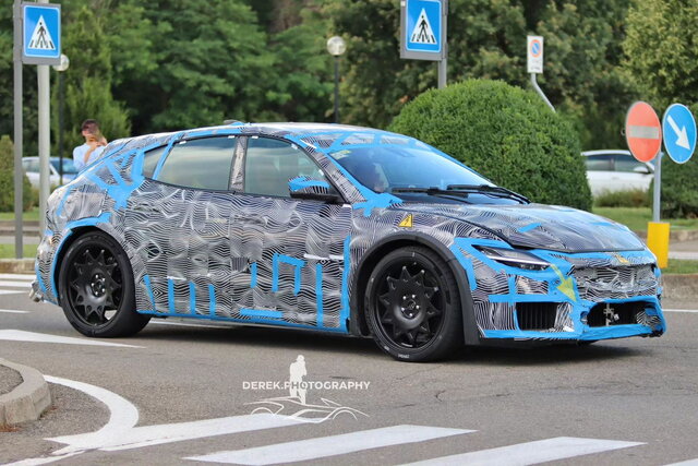 ferrari bev 2025 spy 1