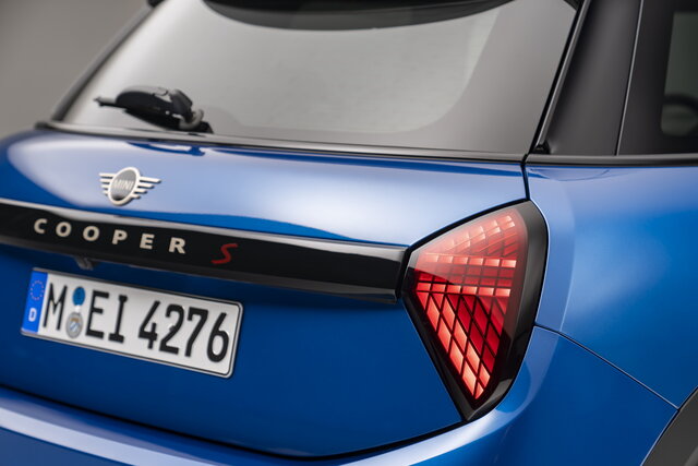 mini cooper 5 porte 2024 06