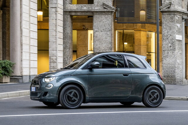 fiat 500 e giorgio armani 03