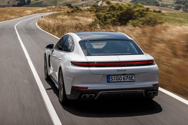porsche panamera 2024 07 03