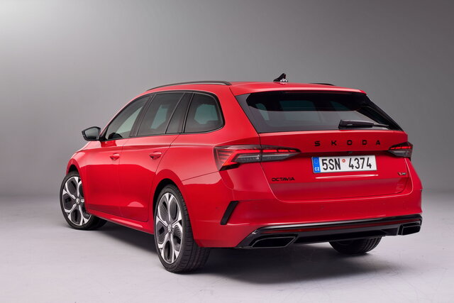 skoda octavia rs 2024 08 05