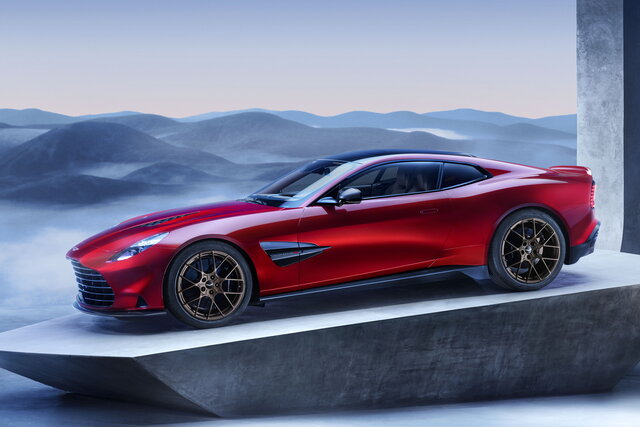 aston martin vanquish 2024 09