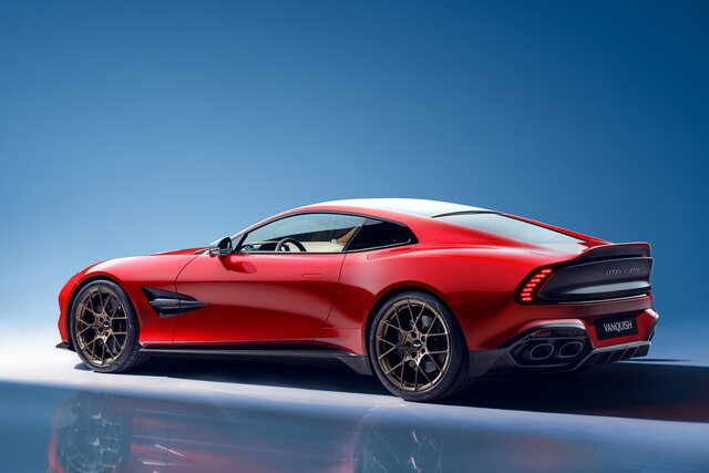 aston martin vanquish 2024 09 08
