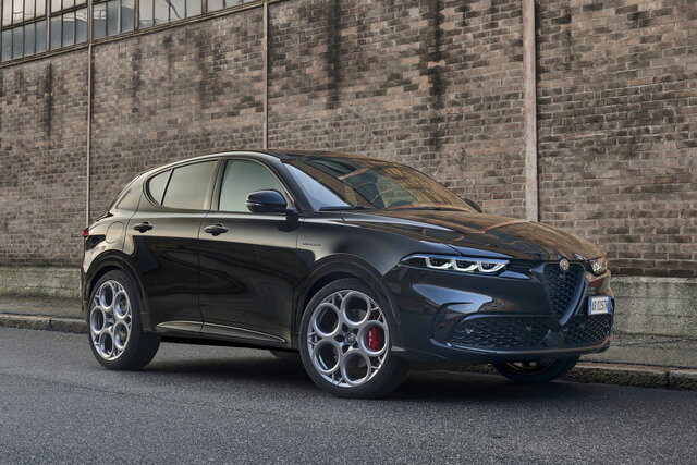 alfa romeo tonale 2025 1