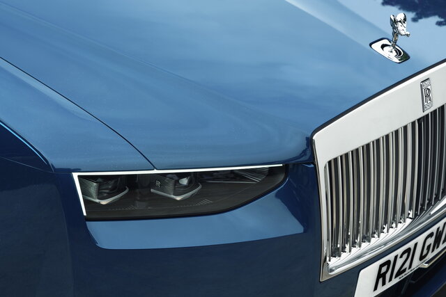 rolls royce ghost restyling 2024 10 08