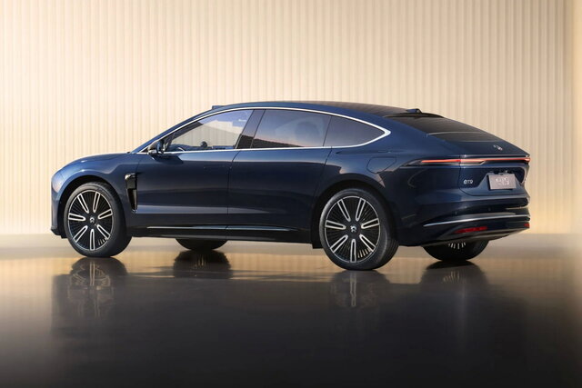 nio et9 2024 12 01