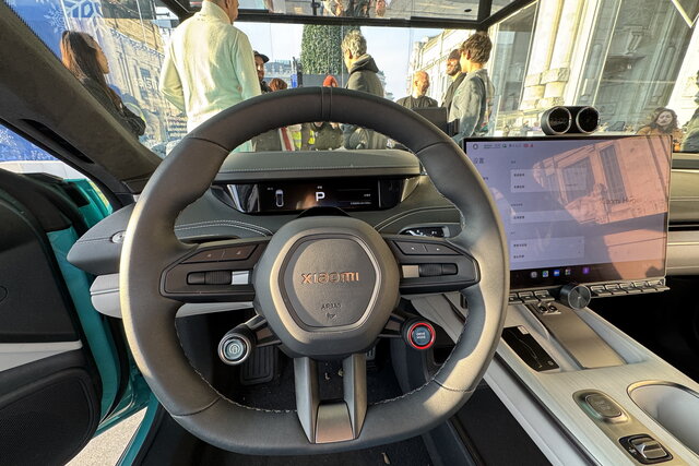xiaomi su7 milano 06