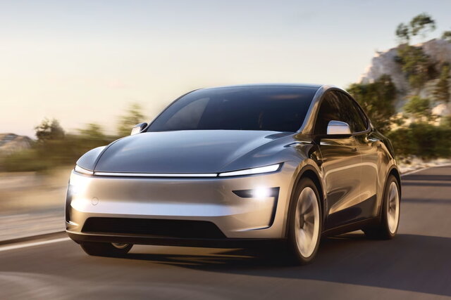 tesla model y 2025 04