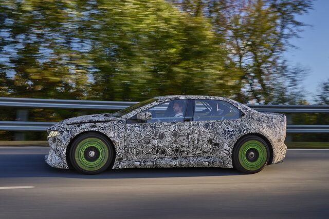 bmw vision driving experience 2025 02 06