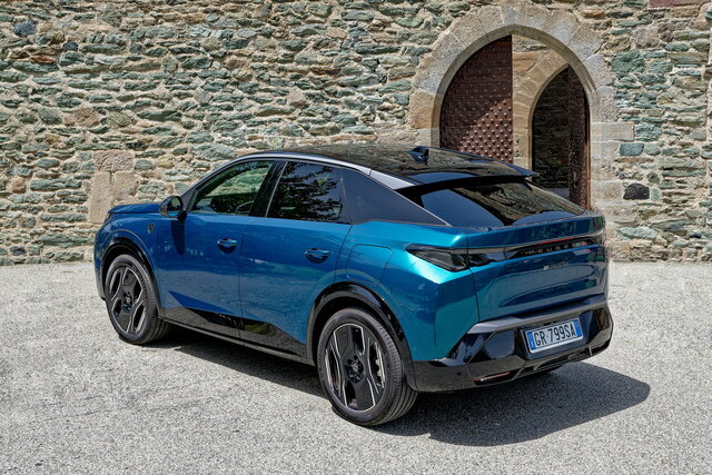 peugeot 3008 2025 02 05
