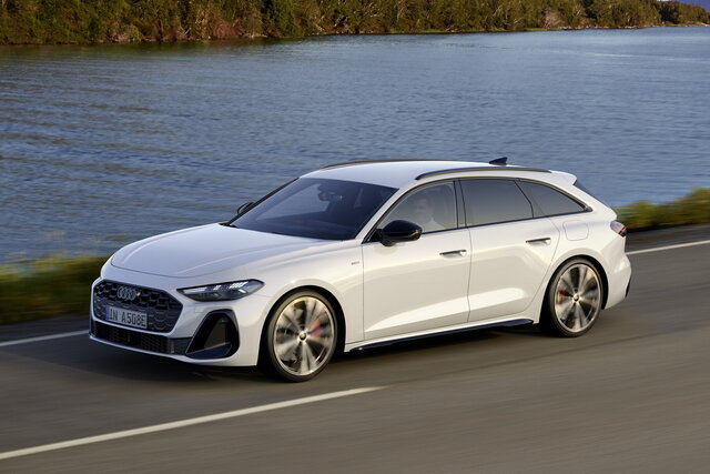 audi a5 e hybrid plug in 2025 03 01