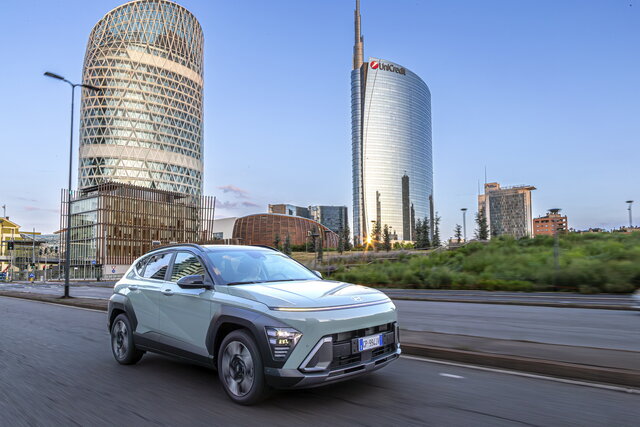 hyundai kona 2025