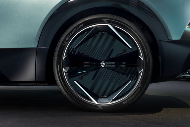 renault embleme 2025 04 07