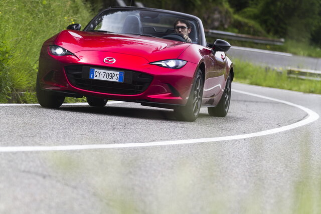 mazda mx 5 2025 06