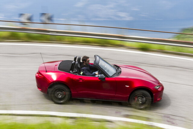 mazda mx 5 2025 06 01