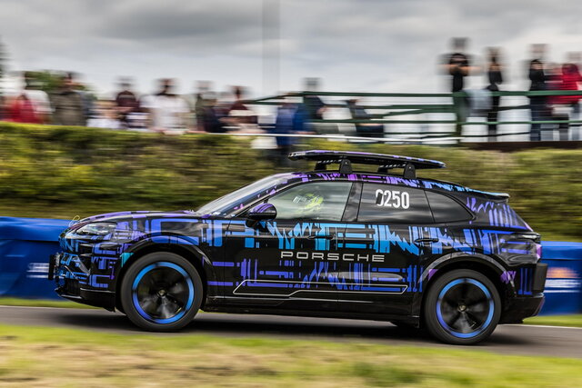 Porsche Cayenne elettrica: il debutto si avvicina