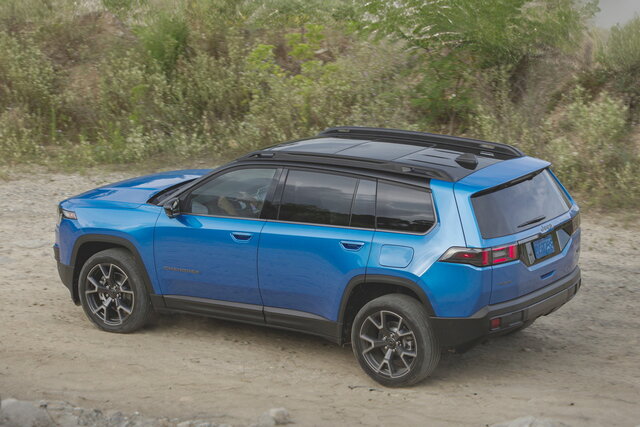 jeep cherokee 2026 07