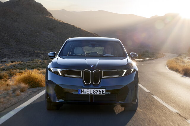 BMW iX3 - Vai alla prossima uscita