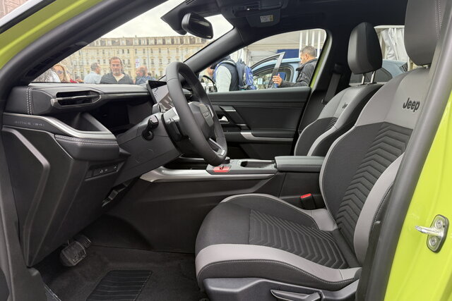 jeep compass 2025 torino 4