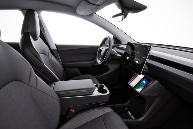 tesla model y standard 2025 10 13