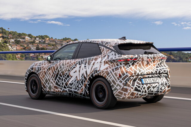 cupra raval spy drive 2025 11 01