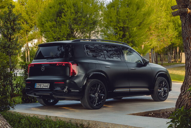 mercedes glb 2025 12 19