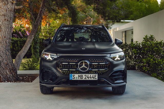 mercedes glb 2025 12 22
