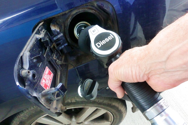Snobbato dai costruttori, amato dagli automobilisti: il diesel resiste nell&rsquo;usato