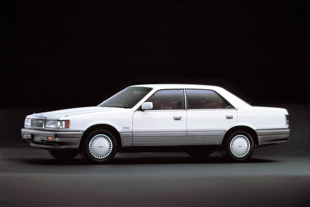 mazda luce 5 generazione 1