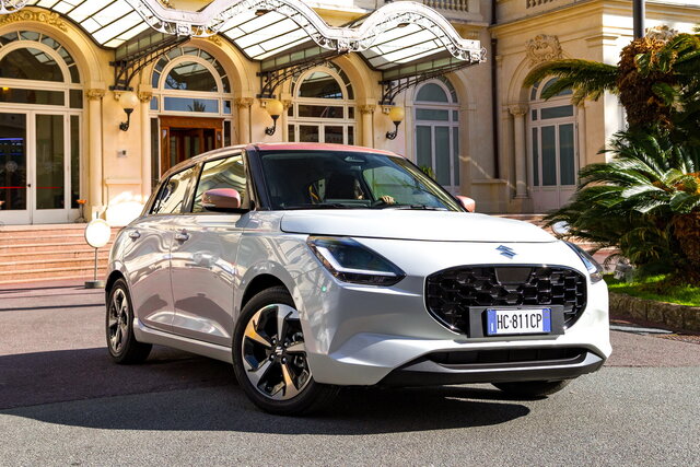 Suzuki Swift Sakura: debutta una versione speciale