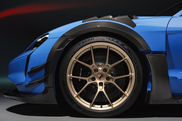porsche taycan 2026 06 04